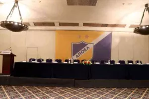 ΑΠΟΕΛ/Οικονομικά