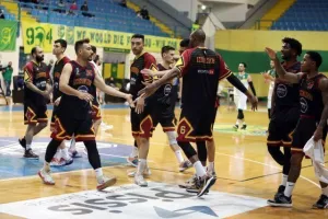 "Θρίλερ", break και 2-2! (φώτος)