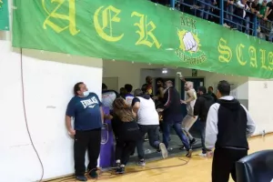 ΦΩΤΟΡΕΠΟΡΤΑΖ από τα επεισόδια στο "Κίτιον"
