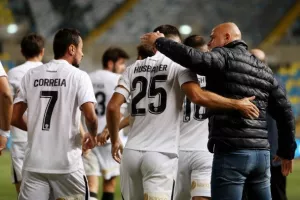 Χουσμπάουερ και Κορρέα έστειλαν την Ανόρθωση στον τελικό! (φώτος)