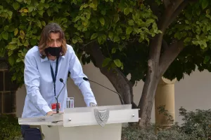 Ο ΠτΔ "έτρεξε" πρώτος μαζί με την Εθνική ομάδα στίβου (φώτος)