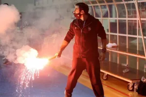 ΦΩΤΟΡΕΠΟΡΤΑΖ από τα επεισόδια στο "Κίτιον"