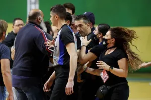 ΦΩΤΟΡΕΠΟΡΤΑΖ από τα επεισόδια στο "Κίτιον"