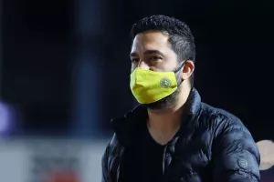 Θεόδωρος από προπόνηση…