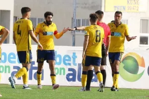 Πήρε το ντέρμπι και κρατήθηκε ΖΩΝΤΑΝΟΣ! (φώτος) 