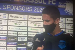 “Αφιερωμένη στον κόσμο του Απόλλωνα, στα παιδιά που έλειψαν και τον Ντιγκινί”