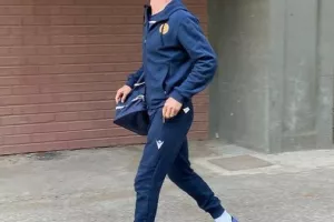 ΑΕΛ/ Η άφιξη της αποστολής (Φώτος)