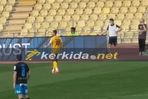 Αντίδραση... με Άντονι