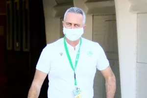 Η καθιερωμένη... ανάρτηση! (Φώτο)
