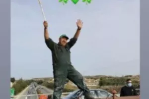 Οι αναρτήσεις του "πράσινου λαού"