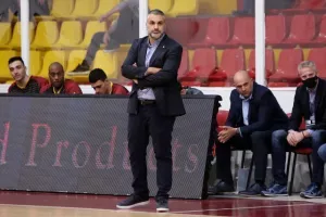 Νίκησε ο Κεραυνός και μείωσε (φώτος)