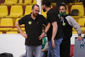 Νίκησε ο Κεραυνός και μείωσε (φώτος)