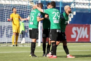 Μαυροπράσινη "ντόπα" ενόψει τελικού! (φώτος)