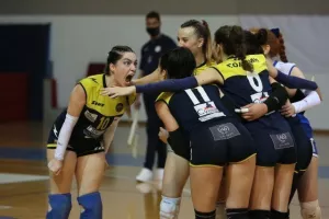 Νταμπλούχος η Νέα Σαλαμίνα!  (φώτος)