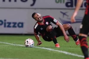 Έ"Χ"ασε βαθμούς και... έμπλεξε για τα καλά η Νέα Σαλαμίνα (Φώτος)