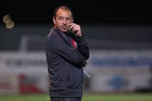 Έ"Χ"ασε βαθμούς και... έμπλεξε για τα καλά η Νέα Σαλαμίνα (Φώτος)