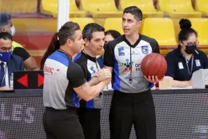 Τελικός με τα ΟΛΑ του/ Μπρέικ και πρωταθλήτρια στον Στρόβολο η ΑΕΚ! (φώτος)