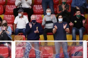 Τελικός με τα ΟΛΑ του/ Μπρέικ και πρωταθλήτρια στον Στρόβολο η ΑΕΚ! (φώτος)