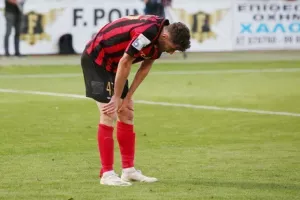 Εθνική… υποχρέωση η παραμονή! (φώτος) 