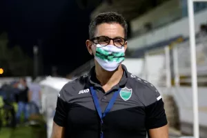 Ρισπέκτ "Τορνα" σε δυο ξεχωριστά πρόσωπα