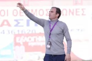Εθνική… υποχρέωση η παραμονή! (φώτος) 