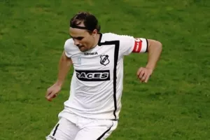 Αποβολή του ΟΦΗ ζητάει ο Βερόν