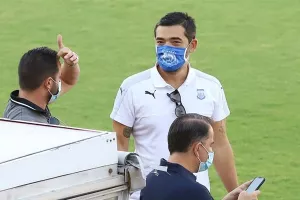ΦΑΝΟΥΡΙΟΣ: "Εμάς αν μας έλεγαν για κίνητρα θα μας κολάκευε, έτσι είναι οι μεγάλες ομάδες"