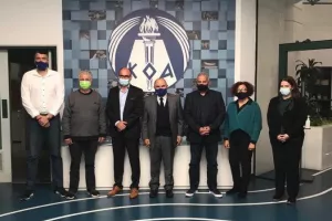 Ο Πρόεδρος ΚΟΑ συναντήθηκε με τον Δήμαρχο Δερύνειας