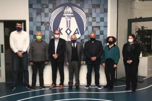 Ο Πρόεδρος ΚΟΑ συναντήθηκε με τον Δήμαρχο Δερύνειας