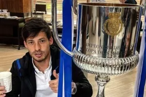 Πρόγευμα με το τρόπαιο