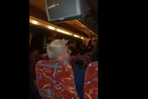 Πάρτι στο Λεωφορείο για Λεμεσό! (βίντεο)