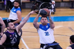 Νίκες για Απόλλων και Nicosia team rollers 