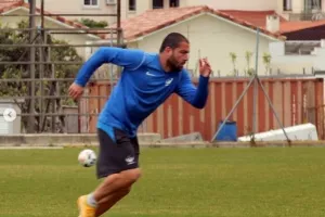 Πλάνα από "Αντώνης Καράς" ενόψει ΑΠΟΕΛ (φώτος/βίντεο)
