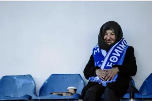 Η γιαγιά Κυριακού σε τοίχο στο Δασάκι! (φώτο)