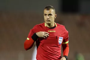 Πάει Λάρνακα;