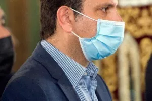 (Φωτογραφίες) Συγκίνηση στο "τελευταίο αντίο" του σπουδαίου Νίκου Χαραλάμπους