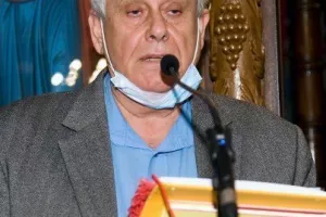 (Φωτογραφίες) Συγκίνηση στο "τελευταίο αντίο" του σπουδαίου Νίκου Χαραλάμπους