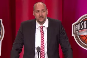 Ράτζα: «Ξεχωρίζω τον Σπανούλη - Δεν πιστεύω ότι θα γυρίσει στην Εθνική ο Χεζόνια»