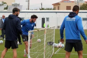 Πλάνα από "Αντώνης Καράς" ενόψει ΑΠΟΕΛ (φώτος/βίντεο)
