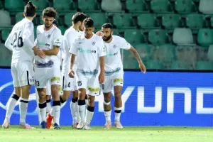 ΦΩΤΟΣ/Οι πανηγυρισμοί στο γκολ του Οκριασβίλι 