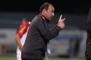 Απίστευτο/προπονητές
