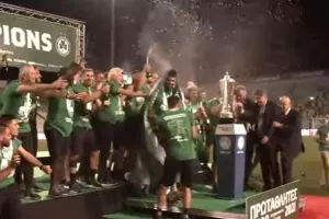 11 λεπτά... ΟΜΟΝΟΙΑ/Η αποθέωση σε βίντεο!