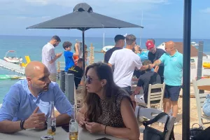 ΦΩΤΟΣ/Το γιόρτασαν παραλιακά οι Κυπελλούχοι! (UPD)