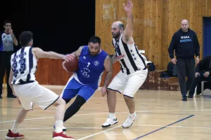 Αναβλήθηκε το Ανόρθωση - ΕΝΑΔ