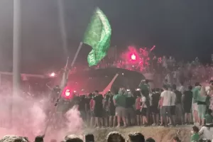 Η νύχτα-μέρα στην άφιξη των πρωταθλητών! (φώτος/βίντεο)