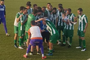 AΘΗΑΙΝΟΥ...