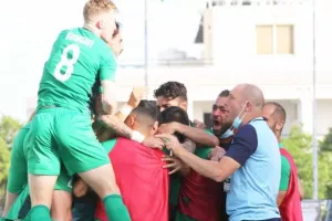 “Ένα ενενηντάλεπτο για τα μεγάλα σαλόνια”