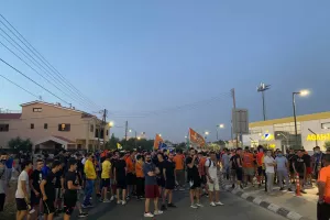 Ειρηνική διαμαρτυρία ΑΠΟΕΛιστών