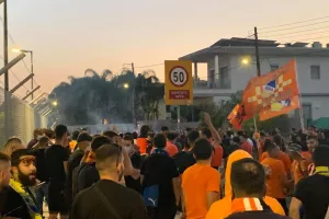 Ειρηνική διαμαρτυρία ΑΠΟΕΛιστών