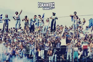 "ΞΕΚΙΝΑΕΙ Η ΓΙΟΡΤΗ Η ΔΙΚΗ ΜΑΣ, Η ΓΙΟΡΤΗ ΤΗΣ ΠΡΟΣΦΥΓΙΑΣ"
